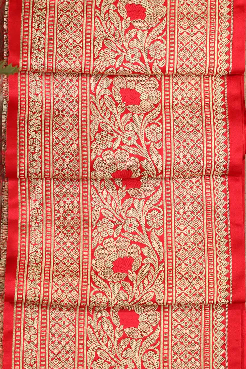 Elegant Red Banarasi Silk Lace ( 0.5 Mtr )