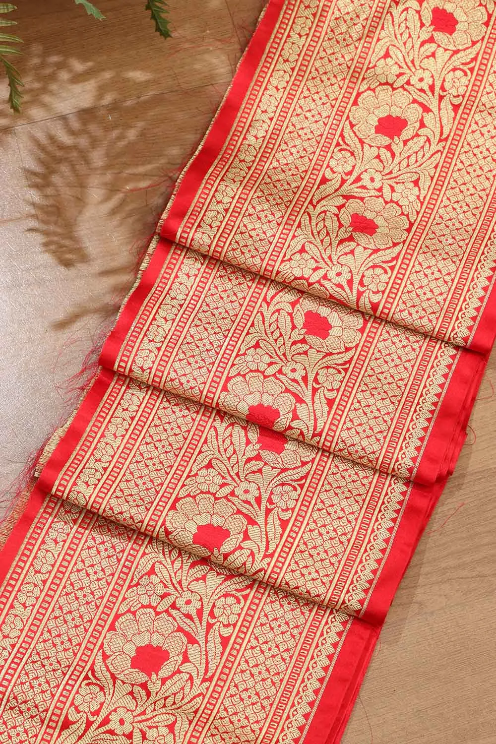 Elegant Red Banarasi Silk Lace ( 0.5 Mtr )