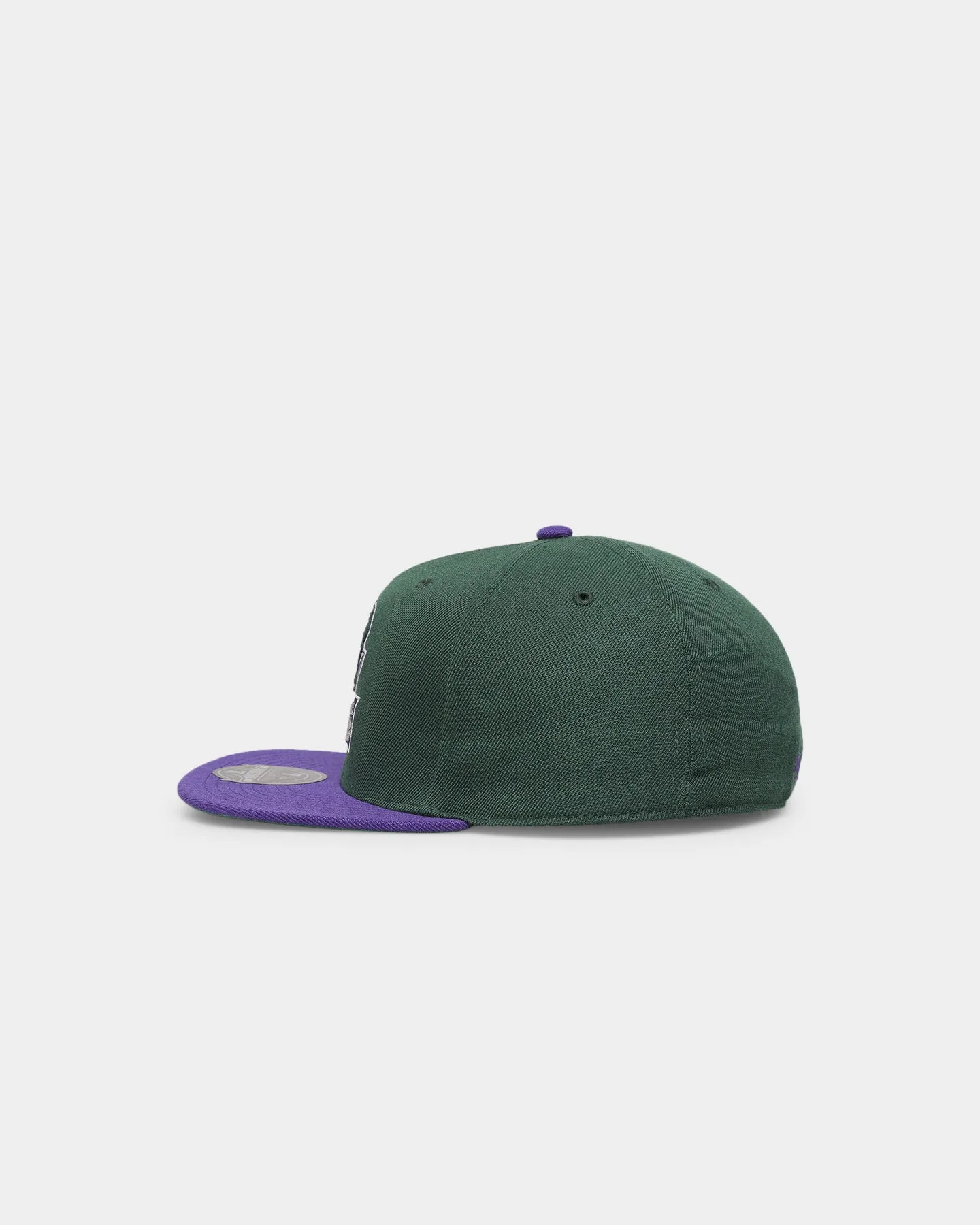 Mitchell & Ness Milwaukee Bucks 'Team 2 Tone 2.0 Hardwood Classics' Fitted Green